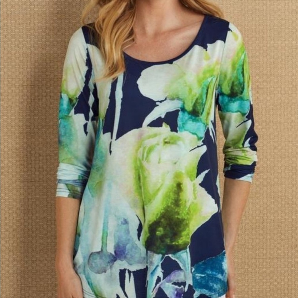 Soft Surroundings Camellia Floral Print Bloom Top Navy Blue Size Small